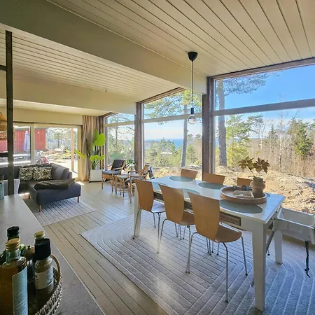 Idyllic And Modern At Jeloya *