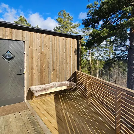 Idyllic And Modern At Jeloya 別荘